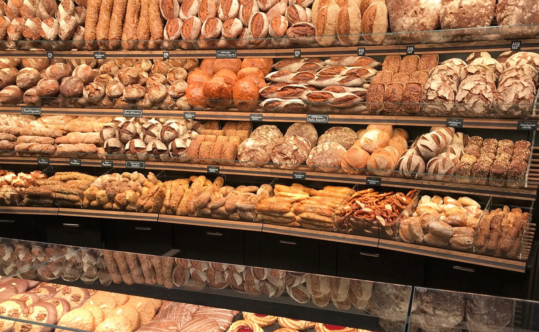 Überraschung beim Brotpreis: Bäckerbrot ist billiger als Discounter-Brot!